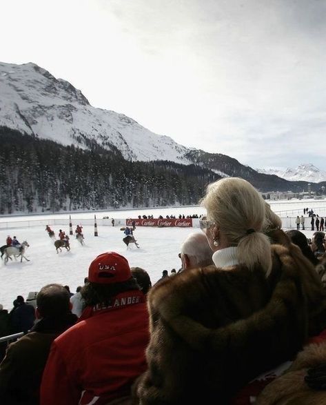 Skiing Aesthetic, Ski Aesthetic, Winter Inspo, St Moritz, Ski Season, French Alps, Winter Break, Winter Vacation, Dream Lifestyle