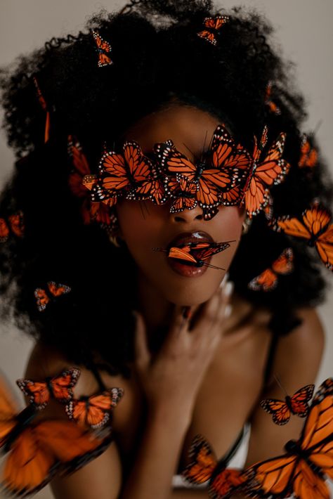 Creative Shoot Ideas Inspiration, Rebirth Photoshoot Ideas, Afro Photoshoot Black Women, Butterflies Photoshoot, Soda Photoshoot, Black Women Photoshoot Ideas, Afro Photoshoot, Black Women Photoshoot, Photoshoot Ideas Black Women