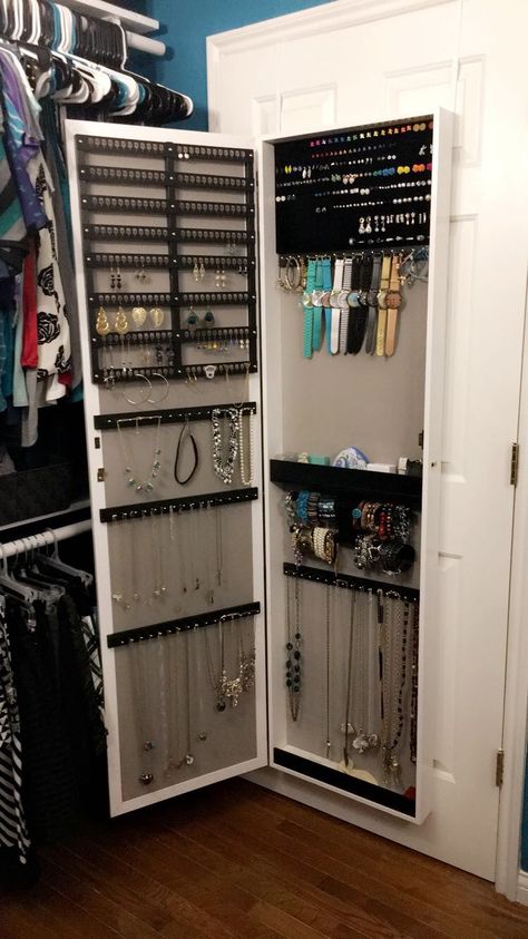 Closet Jewelry Organization Hanging, Jewelry Mirror Organizer, Jewelry Organizer In Wardrobe, Over The Door Jewelry Organizer, Jewelry Organizer Mirror, Organizing Storage Closet, Closets Organization Ideas, Closet Organization Master, Closet Organization Ideas Bedroom