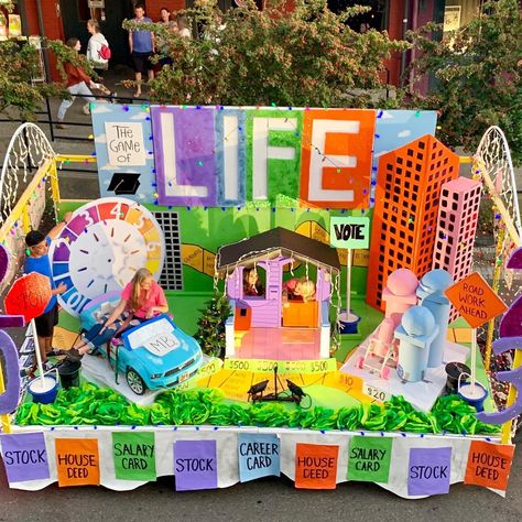 Mouse Trap Game Parade Float, Game Of Life Parade Float, Hoco Float Ideas Freshman, Home Coming Float Ideas, Game Of Life Hallway Decorations, Hoco Float Ideas Football, Class Floats Homecoming, Board Game Homecoming Floats, Board Game Parade Float Ideas