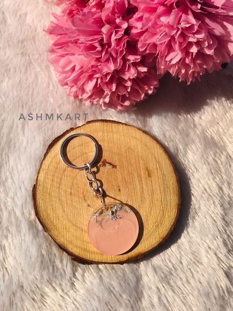 we will make customize resin keychains Resin Keychain, Resin Artwork, Diy Keychain, Resin Art, Bride Groom, Wedding Bride, Handmade Crafts, Keychains, Art Gallery