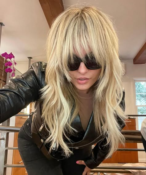 Long Blonde Shaggy Haircuts, 70s Buxom Bangs, Long Hair With Middle Part Bangs, Long Hair With Lots Of Short Layers, Rocker Blonde Hair, Lob With Bangs 2023, Funky Long Haircut, Shaggy Long Hair Choppy Layers No Bangs, Sagittarius Hairstyle