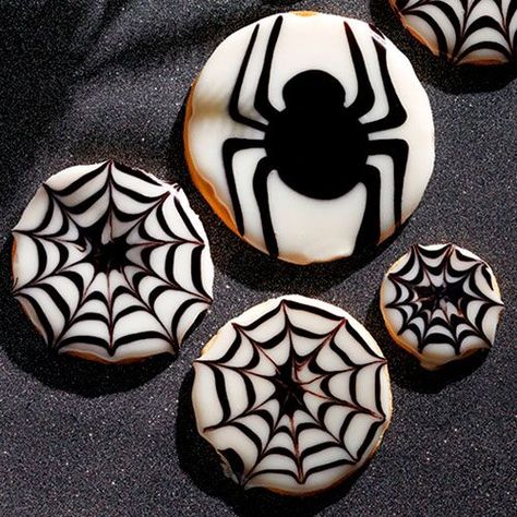 Spider Web Cookies - The Pampered Chef® Spider Web Cookies, Spider Cookies, Black Food Coloring, Coloured Icing, Pampered Chef Consultant, Pampered Chef Recipes, The Pampered Chef, Black Food, White Icing