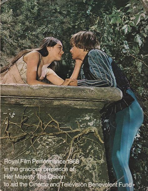 Romeo and Juliet's love for each other as they first meet alone Romeo And Juliet Balcony, Zeffirelli Romeo And Juliet, Juliet Movie, Juliet Capulet, Leonard Whiting, Royal Films, Joseph Fiennes, Olivia Hussey, Michelangelo Antonioni