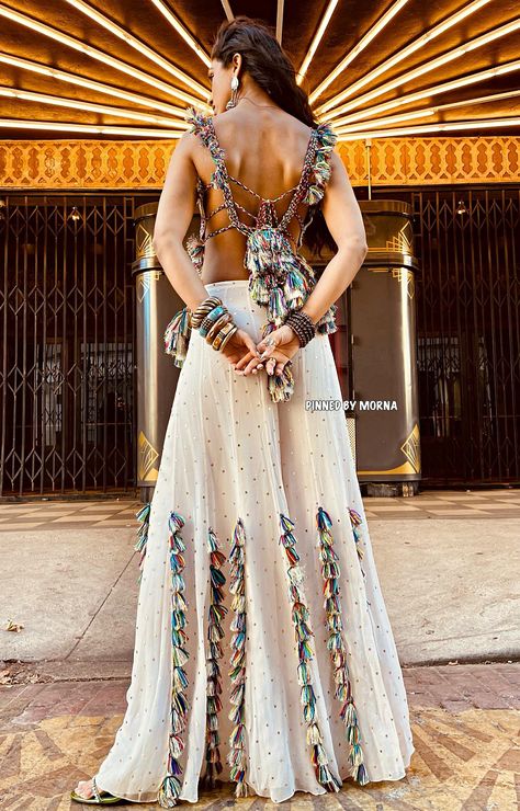 Payal Singhal - India 🇮🇳 Aditi Gupta, Chaniya Choli Designs, Desi Attire, Ethnic Wears, Navratri Collection, Lehenga Crop Top, Haldi Outfit, Navratri Dress, Mehendi Outfits