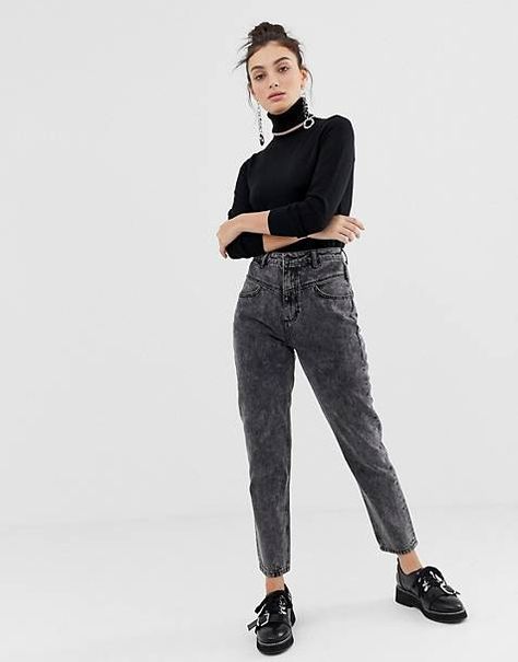 Stradivarius mom fit jean in washed gray Petite Mom Jeans, Drop Crotch Jeans, Mama Jeans, Outfits Jeans, Mom Jeans Outfit, Black Mom Jeans, High Waisted Mom Jeans, Jeans Mom, Jeans Outfit