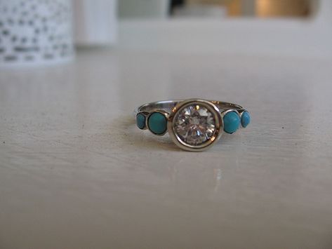 diamond & turquoise engagement ring! Wedding Ideas Turquoise, Engagement Rings Turquoise, Engagement Ring With Turquoise, Wedding Ring Turquoise, Turquoise Engagement Rings, Western Engagement Rings, Pearl Engagement Rings, Turquoise Wedding Ring, Turquoise Engagement Ring