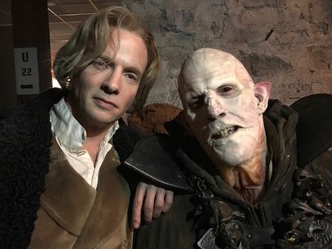 The Strain: Rupert Penry Jones as Quinlan with the Master Mr Quinlan, The Strain Tv Show, Rupert Penry Jones, Vampire Film, Salem Lot, Fan Girling, Tv Horror, Bates Motel, Black Sails