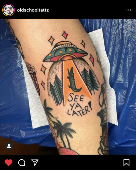 Traditional Tattoo Ufo, Godzilla Tattoo, Tattoo Sleeve Filler, Ufo Tattoo, Planet Tattoos, Wicked Tattoos, Traditional Tattoo Sleeve, Alien Tattoo, Alien Spaceship