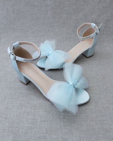 Shop our selection of satin & glitter shoes for flower girls, birthday parties and costume parties. Navy Blue Shoes for girls in flats, mary jane and heels. FREE US SHIPPING FOR ORDERS $100 AND MORE! Spring Prom Sandals With Satin Bow, Ankle Strap Tulle Heels For Parties, Open Toe Tulle Heels For Party, Tulle Ankle Strap Heels For Party, Tulle Open Toe Heels For Party, Formal Tulle Open Toe Heels, Formal Tulle High Heels, Summer Wedding Tulle Heels, Prom Sandals With Bow And Block Heel