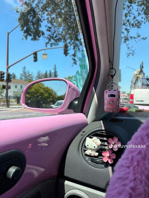 Hello Kitty Car Accessories, Pink Car Interior, Pink Car Accessories, Barbie Car, Hello Kitty Car, Princess Kitty, Pink Jeep, Girly Car Accessories, Car Deco