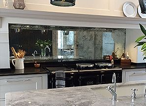 Original Vintage Style Antique Mirror Splashback Antique Mirror Kitchen, Mirror Tile Backsplash Kitchen, Mirror Splashback Kitchen, Mirror Backsplash Kitchen, Kitchen Tile Wall, Antique Mirror Backsplash, Antique Mirror Splashback, Glass Splashback Kitchen, Mirror Kitchen