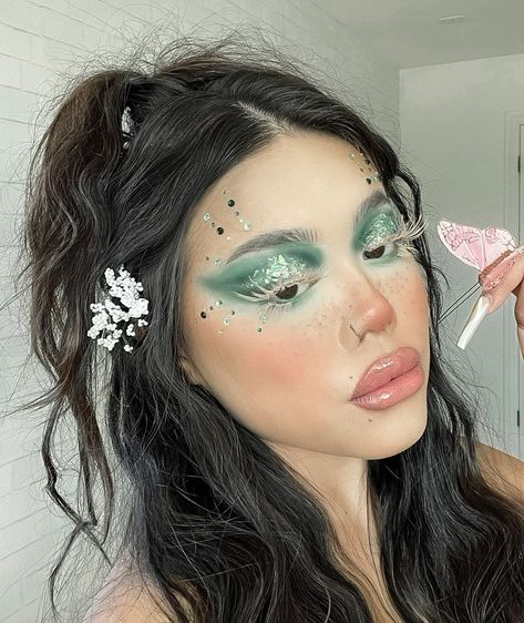 Fairy Makeup Ideas, No Ordinary Girl, Unicorn Makeup, Magical Makeup, Ethereal Makeup, Unique Makeup, Magical Fairy, Dope Makeup, Fairy Makeup