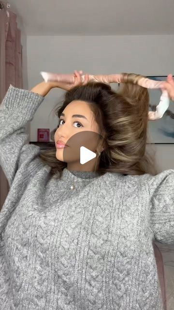 Sara Saadia on Instagram: "How to set in/refresh a blowout overnight (I only kept it in for a few hours whilst I was doing other things in the house!)   #heatlesshair #hairhacks #hairtipsandtricks #overnightblowout #heatlessblowout #heatlesscurls #hairbrained #hairideas #hairinspo #hairtutorial" Heartless Curl Tutorial, Heartless Blowout Overnight, Heatless Curls Overnight Medium Hair, Heartless Blowout, Heatless Blowout Overnight, Overnight Blowout Hair, Heartless Curls, Blowout Curls, Heatless Curls Overnight