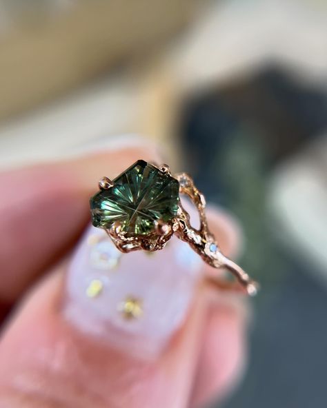 Several inquiries about this one… she’s spoken for, but I recently restocked my John Dyer Starbrite Freeform cuts! 💍details: Naples Half Halo in 14k rose gold with tiny diamond accents and a center 1ct parti color Australian Freeform Starbrite cut by @johndyergems • • • #oliviaewing #oliviaewingjewelry #naturelovers #nature #naturejewelry #branchjewelry #forestjewelry #natureasthetic #cottagecore #cottagestyle #fairytale #fairyaesthetic #fairycore #acotar #feyre #fairylife #acotarjewel... Rings Engagement Colored Stones, Faerie Engagement Ring, Starbrite Cut Engagement Ring, Starbrite Cut Sapphire, Starbrite Cut Ring, Cottagecore Engagement Ring, Freeform Rings, Cottagecore Wedding Ring, Acotar Feyre