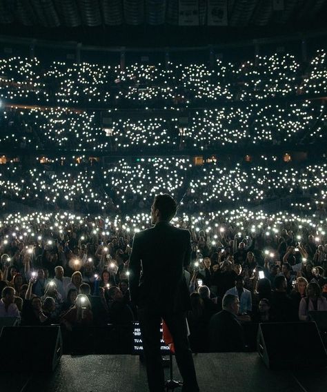 Concert Crowd From Stage View, Concert View From Stage, Concert Stage View, Concert Crowd From Stage, Concert Crowd Aesthetic, Stage Aesthetic Concert, Singer On Stage, Sold Out Concert, Future Concert