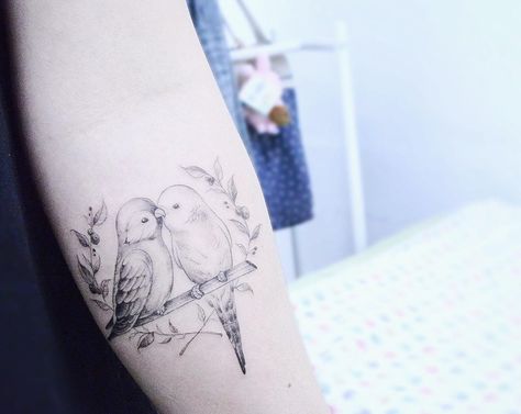 Lovebird Tattoo, Love Bird Tattoo Couples, Delicate Feminine Tattoos, Anniversary Tattoo, Chic Tattoo, Tattoo Pictures, Sternum Tattoo, Feather Tattoos, Time Tattoos