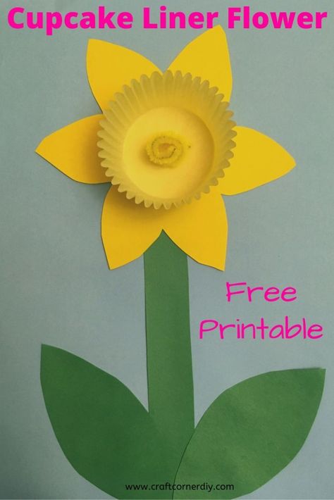 This cupcake liner craft includes a free printable flowers and leaves to make this craft easier for you.  I love how the cupcake liner makes this flower kids craft look realistic.  Perfect for spring, summer, or Mother's Day. #flowercraft #kidscraft #craftforkids Printable Flower Pattern, Flower Crafts Preschool, Daffodil Craft, Cupcake Liner Crafts, Cupcake Liner Flowers, Spring Crafts Preschool, Spring Flower Crafts, Prek Crafts, Elephant Crafts