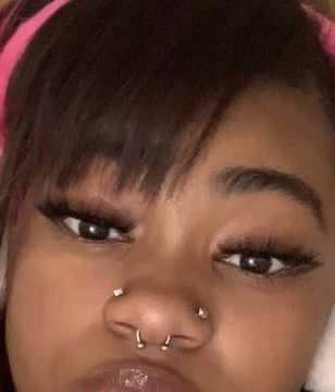 Pretty Piercings, Body Jewelry Diy, Pretty Teeth, Double Nose Piercing, Cute Nose Piercings, Belly Button Piercing Jewelry, Piercing Inspo, Cool Ear Piercings, Pretty Ear Piercings