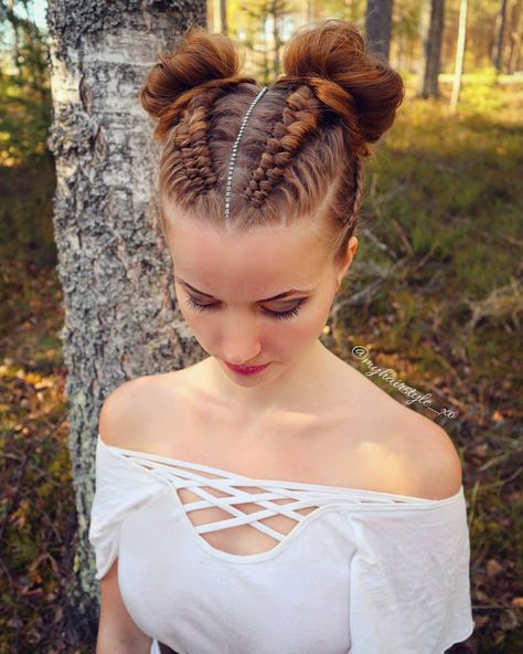 ιηƒιηιту ℓღνє • • Double infinity braids into double space buns ∞ There's also dutch braids on side but they don't show on the picture very… Two Buns Hairstyle, Dutch Braid Bun, Cute Bun Hairstyles, Double French Braids, Two Braid Hairstyles, Double Buns, Braided Bun Hairstyles, Cute Braided Hairstyles, Braided Ponytail Hairstyles