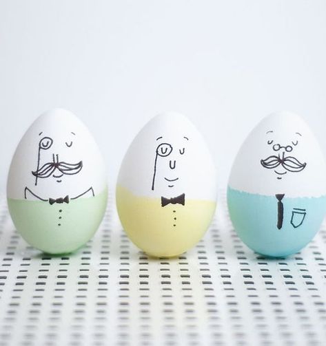 DIY Sharpie Mr. Humpty Dumpty decorated Easter eggs from Confetti Sunshine on Pinterest Diy Easter Eggs Dye, Shaving Cream Easter Eggs, Confetti Eggs, Creative Easter Eggs, Diy Confetti, Easter Egg Pattern, Diy Sharpie, Easter Egg Dye, Easter Egg Designs