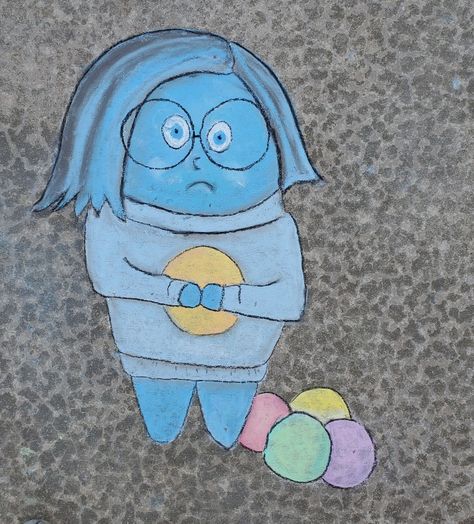 Fun Chalk Art, Side Walk, Sidewalk Chalk Art, Sidewalk Art, Disney Designs, Chalk Drawings, Sidewalk Chalk, Chalk Art, Random Things