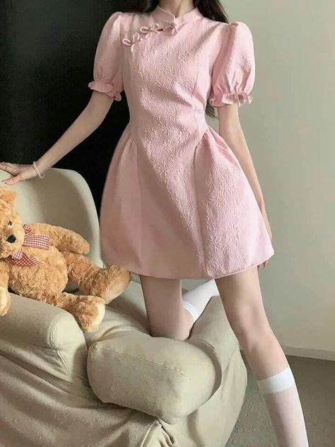 Chinese Neck Dress, Cny Outfit, Dress With Outer, Corset Fashion Outfits, Vip Dress, Stylish Outfits Casual, Fancy Short Dresses, Cute Formal Dresses, Trendy Dresses Summer