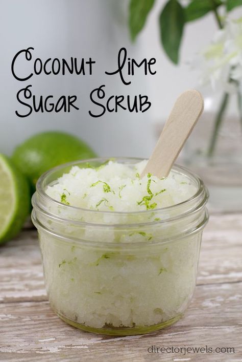 Coconut Lime Sugar Scrub made with Young Living Essential Oils - DIY Gift Idea Body Scrub Homemade Recipes, Coconut Sugar Scrub, Workout Core, Natural Beauty Secrets, Diy Coconut, Bodyweight Training, Body Scrub Recipe, Sugar Scrub Homemade, Sugar Scrub Recipe