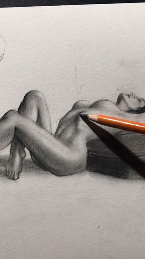 Pencil Figure Drawing, Image Illusion, Body Image Art, Drawing Female, Charcoal Pencil, Charcoal Art, Female Art Painting, Figurative Artists, Pencil Art Drawings