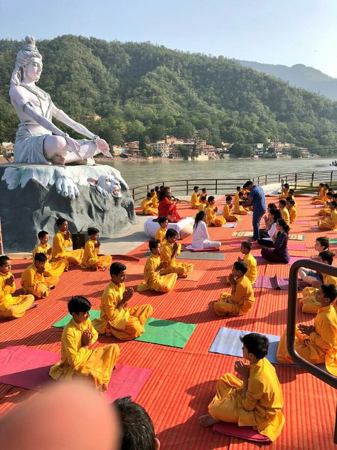 Morning Pooja at Rishikesh #Uttarakhand Rishikesh India Pictures, Manifest Moodboard, India Places, Hari Om, Yoga India, Rishikesh Yoga, Yoga Images, Yoga Festival, Yoga Aesthetic