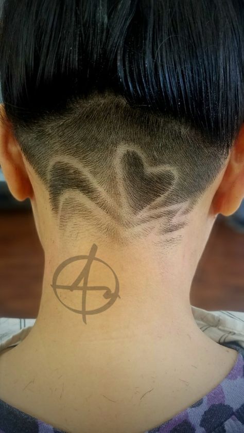 Undercut With Heart Design, Heart Undercut, Undercut Long Hair Design, Nape Undercut Designs, Female Undercut Long Hair, Haircut Reference, Undercut Hair Designs, Hairstyles Undercut, Undercut Long Hair