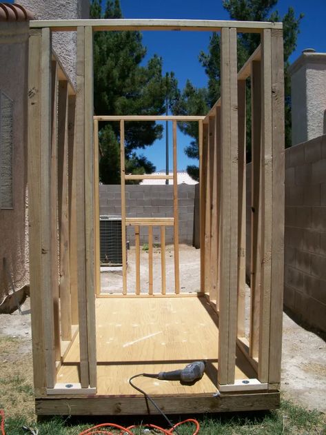 Framing the Walls for a Shed Style Dog House with Air Conditioning - HubPages Music Practice Room, Air Conditioned Dog House, Dog House Inside, Large Dog Door, Outside Dog Houses, Dog House Plan, Modern Dog Houses, Practice Room, Wall Framing