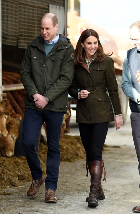 Penelope Chilvers, Principe William, Prinz William, Kate Middleton Outfits, Farm Clothes, Barbour Jacket, Middleton Style, Kate Middleton Style, Duchess Catherine