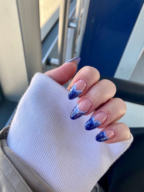 Nails Blue And Silver, Blue Nails Winter, Nails Dark Blue, December Background, Nails Burgundy, Blue And Silver Nails, Diy Nail Art Tools, Teen Nails, Nails Dark