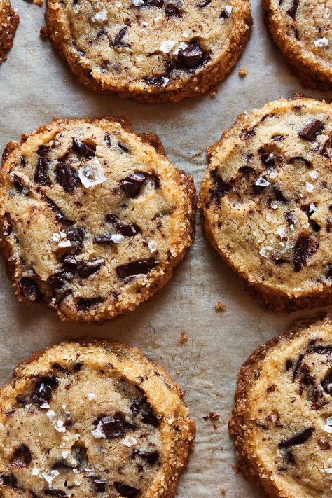 Chocolate Chunk Shortbread, Alison Roman, Popular Cookies, Slow Cooker Desserts, Shortbread Cookie Recipe, Nyt Cooking, Salted Chocolate, Chocolate Chunk, Tea Cakes