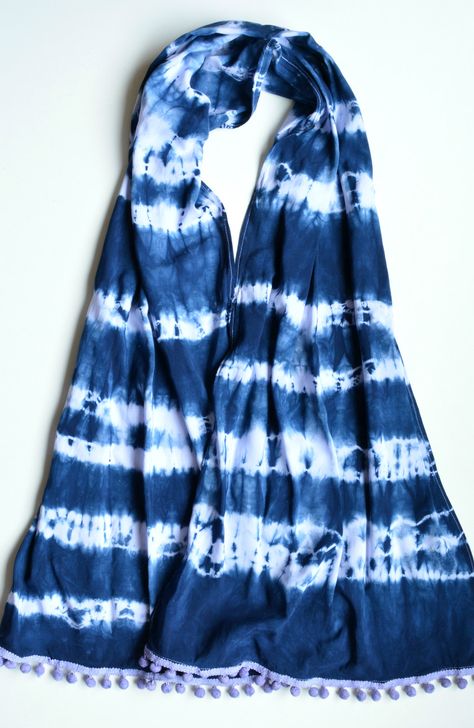 Tie Dye Tutorial, Shibori Scarf, Denim Dye, Japanese Shibori, Cotton Scarves, Shibori Fabric, Tie Dye Crafts, Tie Dye Scarves, Fabric Dyeing