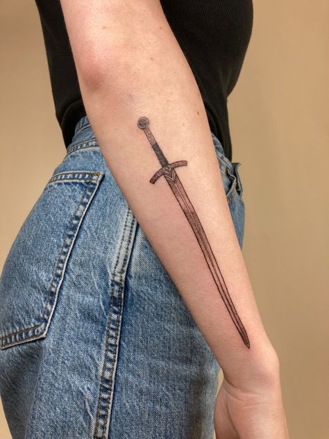 Smaller Tattoos, Ancient Art Tattoo, Gothic Tattoos, Bookish Tattoos, Gothic Tattoo, E Tattoo, Jewelry Tattoo, Book Tattoo, Bright Ideas