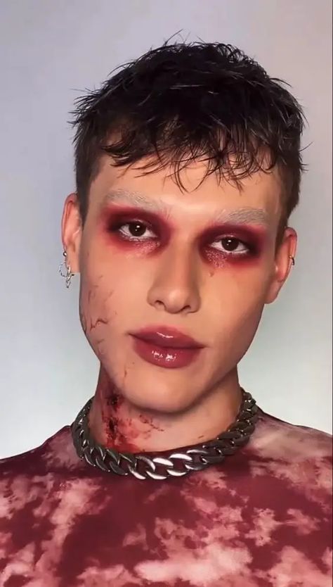 25 Bold Vampire Makeup Ideas for Men: Transform Your Look This Halloween Vampire Makeup Men Halloween, Male Devil Makeup, Male Demon Makeup, Vampire Male Makeup, Vampire Makeup Looks Men, Vampire Men Makeup, Men’s Makeup Looks, Mens Devil Makeup, Men Vampire Makeup