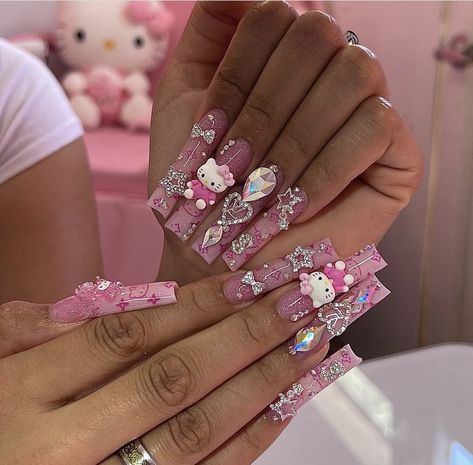 Paznokcie Hello Kitty, Hello Kitty Nail, Kitty Nail, Junk Nails, Hello Nails, Punk Nails, Tapered Square, Girly Acrylic Nails, Cute Acrylic Nail Designs