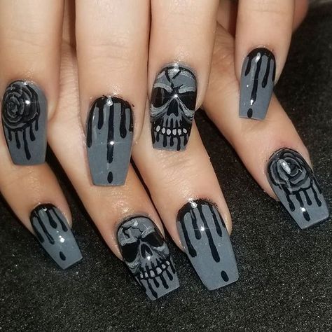 Skull Nail Designs, Easy Halloween Nail Art, Skull Nail Art, Halloween Nail Art Easy, Skull Nails, Halloween Nails Easy, Gothic Nails, Stylish Nails Designs, Nice Nails