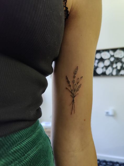 Lavender And Wheat Tattoo, Lavender Tattoo On Arm, Fine Line Flower Tattoo Lilac, Lavendar Bouquets Tattoo, Bunch Of Lavender Tattoo, Lavender Tattoo Back Of Arm, Lavender Flowers Tattoo, Lavander Tattoo Arm, Lilocks Flower Tattoo