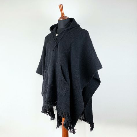 see other items AUTHENTIC FAIR TRADE PRODUCTS FROM ECUADOR Buy more items and save! Take a look on our SPECIAL OFFERS! Special Offers Tracked Shipping Top Quality LLAMA WOOL BLACK MENS UNISEX LADY JEDI PONCHO CAPE JACKET WITH POCKET HANDWOVEN OTAVALO This is a brand new unisex poncho, made of alpaca llama wool yarn.  It is very light, extremely soft, warm, very soft to touch and won't itch.    One Size (approx): 110 cm W x 90 cm H / 42" W x 33.5" H inch incl. fringe   Material: Llama Wool Colour Black Poncho Outfit, Otavalo Ecuador, Mens Cape, Witchy Outfits, Poncho Outfit, Poncho Coat Cape, Black Poncho, Grey Poncho, Poncho Coat