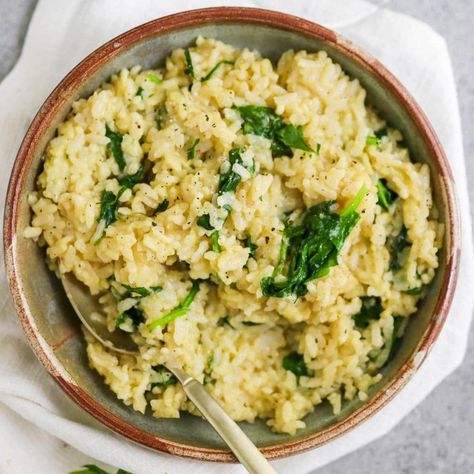 Vegan Spinach Risotto In The Instant Pot Spinach Risotto, Vegan Risotto, Lenten Recipes, How To Make Risotto, Vegan Spinach, Vegan Instant Pot Recipes, Recipes Instant Pot, Risotto Recipe, Best Instant Pot Recipe