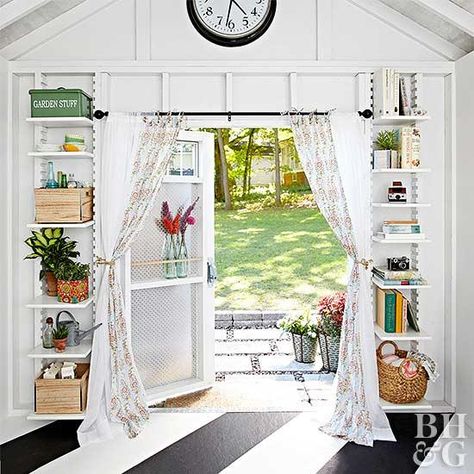 inside of shed Garden Shed Makeover, She Shed Interior Ideas, She Shed Decorating Ideas, Shed Guest House, She Shed Interior, She Shed Decor, Outdoor Shed, Shed Makeover, Shed Office