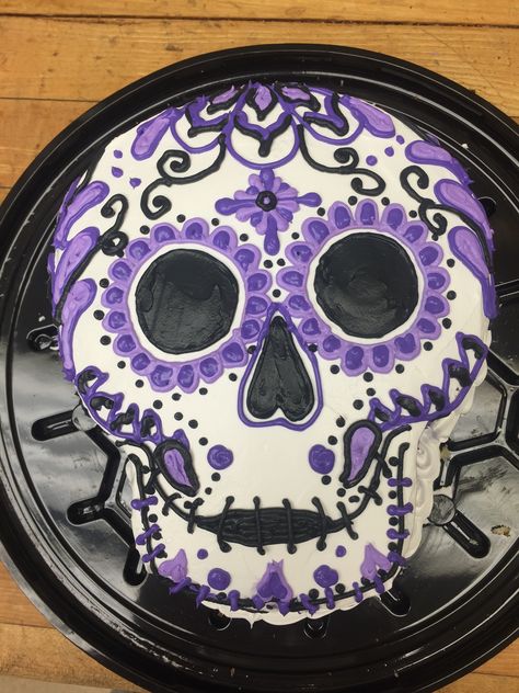 Skull Cakes, Sugar Skull Cakes, Skull Cupcakes, Easy Halloween Party Food, Spooky Cake, 30 Cake, Skull Cake, Candy Skull, 21st Birthday Cakes