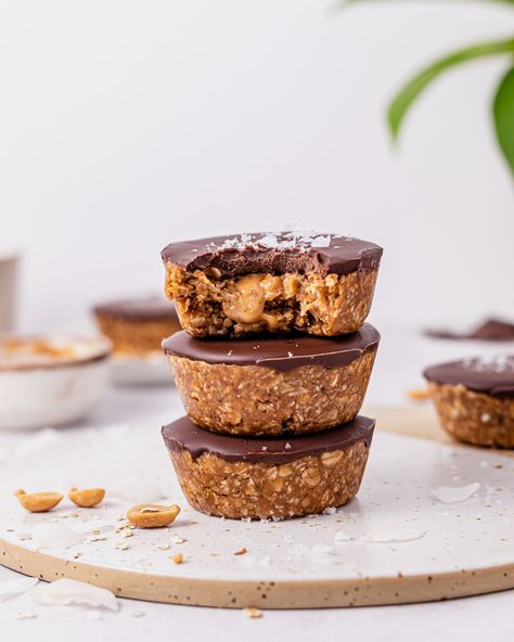 Chocolate Peanut Butter Oat Cups Peanut Butter Oat Cups, Honey Lime Salmon, Oatmeal Crust, Oat Cups, Peanut Butter Oat, Peanut Butter Oats, Peanut Butter Roll, Oatmeal Cups, Chocolate Oats