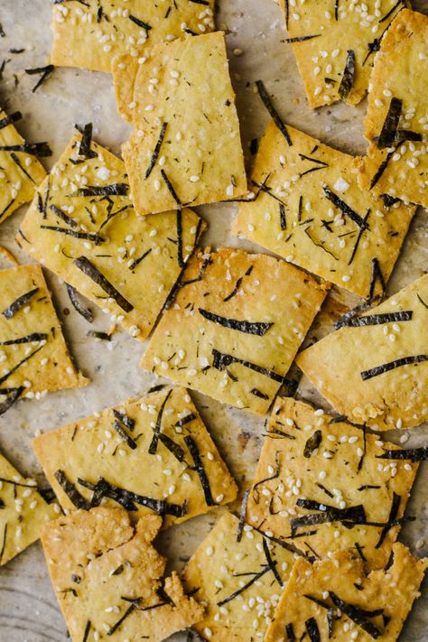 Seaweed Crackers, Savoury Crackers, Garbanzo Bean Flour, Millet Flour, Millet Recipes, After Everything, Yummy Meals, Healthy Snacking, Vegan Crackers