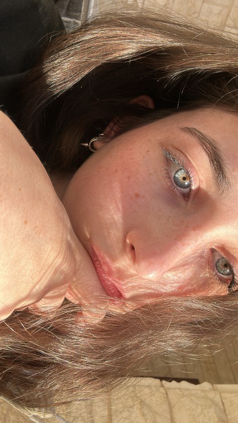 Summer, blue eyes, selfie, sun kissed, pose, freckles Sunkissed Selfie Aesthetic, Sun Kissed Selfie Poses, Sun Kissed Photos, Sun Kissed Aesthetic, Sun Kissed Selfie, Eyes Selfie, Story Post, Instagram Photo Ideas Posts, Glam Girl