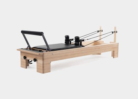 Studio Reformer® Aeropilates Reformer, Pilates Machine, Pilates Machines, Pilates At Home, Reformer Pilates, Pilates Equipment, Joseph Pilates, Pilates Training, Pilates Fitness