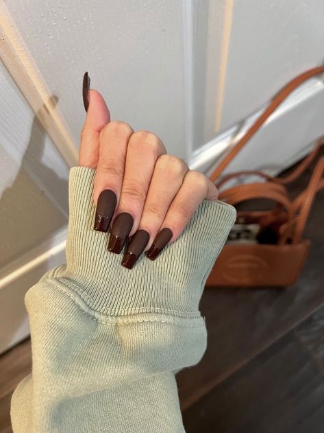 Winter Nails Brown 2023-2024 20 Ideas: Cozy and Stylish Nail Trends Brown Matte Nails With Glossy Tips, Matte Nails Shiny French, French Nails Matte And Glossy, Matt And Glossy French Tips, Brown Nails Matte And Glossy, Matte And Glossy French Nails, Matte Glossy French Tip, Matt Brown Nails, Matte Nails With Glossy Tips